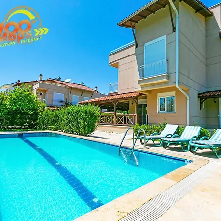 Paradise Town Villa Gordon 100 Mbps Free Wifi